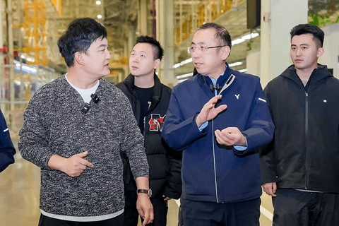 打破传统格局！岚图泰山5000辆交付为华系豪华SUV立起新旗帜