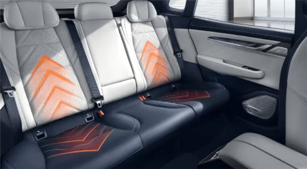 极氪001 WE版老车主福利:可免费体验3个月方向盘、后排座椅加热功能