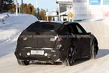 捷尼赛思GV60 Magma原型车曝光，预计年底前发布挑战宝马M和特斯拉Plaid