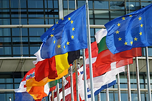 欧盟拟放宽汽车碳排放规定 欧洲车企股价应声上涨