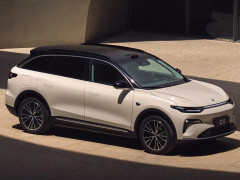 零跑C11新車型7月3日預(yù)售，前臉和大燈細(xì)節(jié)細(xì)節(jié)調(diào)整