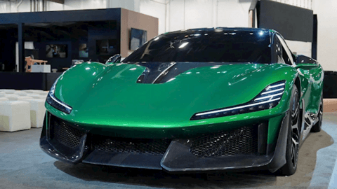 追觅首款超跑亮相CES:造型战斗拉风 马力1876匹