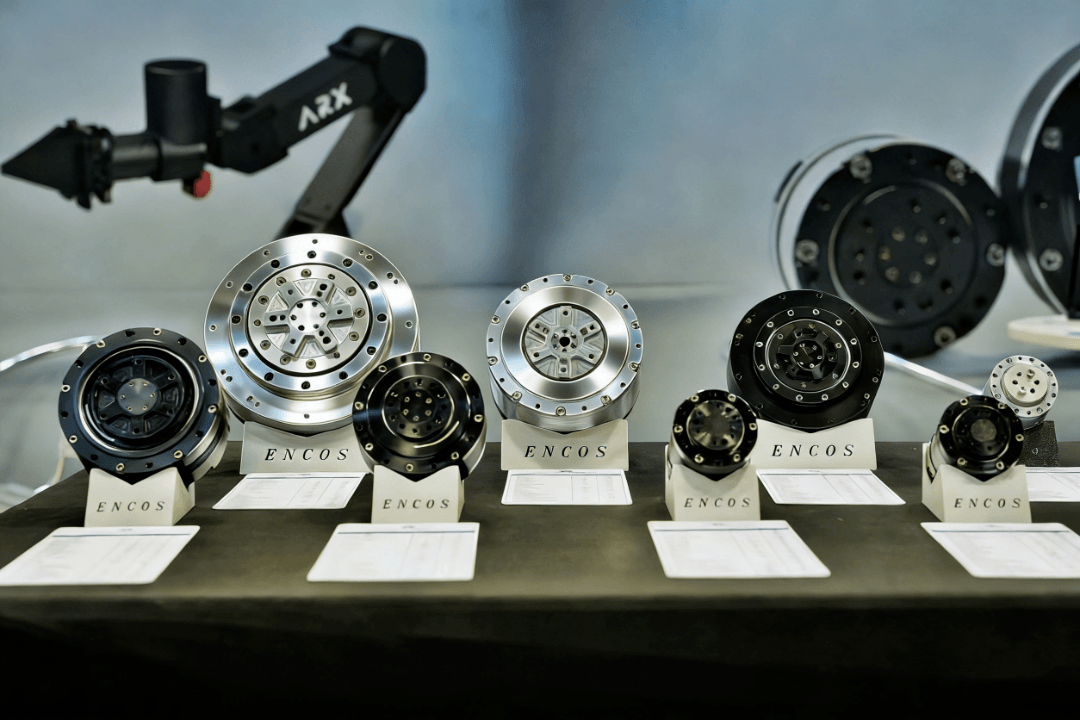 CES 2026：近60家企業(yè)參展，一文盡覽中國(guó)機(jī)器人軍團(tuán)“硬實(shí)力”