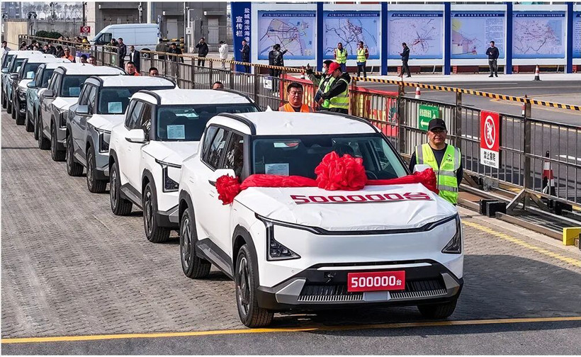 2025年的中國車市，教會了合資車企如何生存