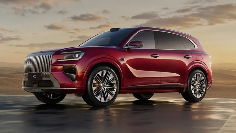 這是要貼合年輕市場？極氪8X官圖發(fā)布 定位超級(jí)電混高性能旗艦SUV-圖2