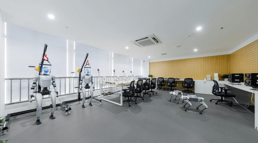 小智一周要聞|智元登頂人形機器人出貨量榜首；強腦科技獲約20億元融資