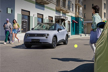 萤火虫，起势了