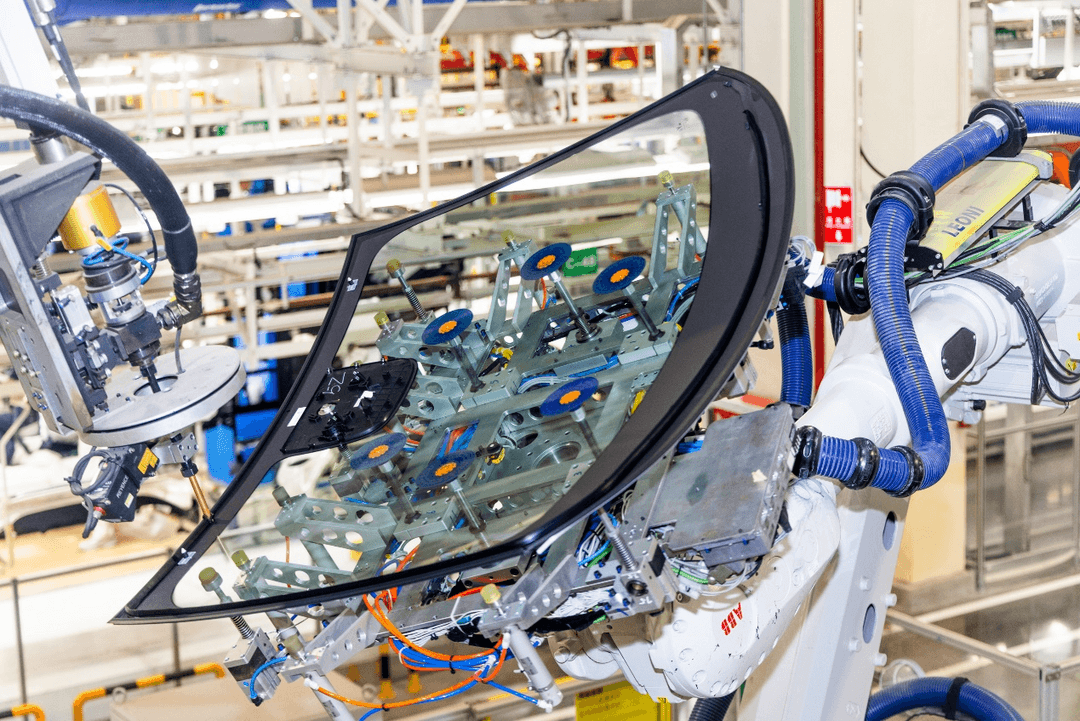 40秒下線一臺車！嵐圖啟動產(chǎn)能升級