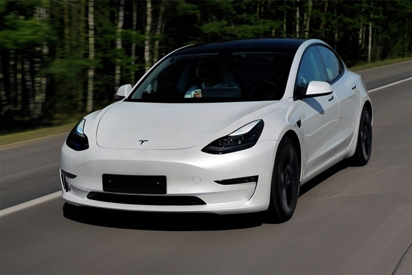 加拿大恢复进口中国产电动汽车 专家：特斯拉有望抢先获益