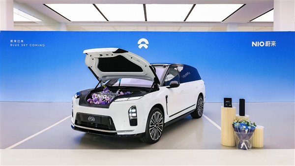 电升油降！纯电动力连续4月成大三排SUV市场销冠 蔚来立大功