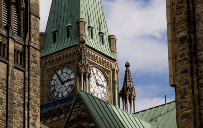 加拿大降低中國(guó)產(chǎn)電動(dòng)車關(guān)稅 引發(fā)行業(yè)與政界爭(zhēng)議