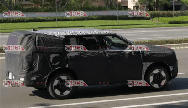 综合续航有望超900公里！新款现代胜达谍照曝光：新增2.5T增程动力