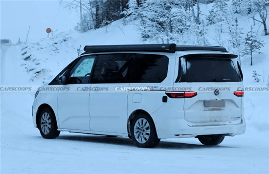 内外设计升级 新款大众T7谍照曝光