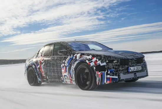 马力破千匹 宝马纯电M3官方谍照发布