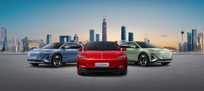 E周看點｜又一家新勢力謀求“復活”；一汽紅旗全固態(tài)電池樣車下線