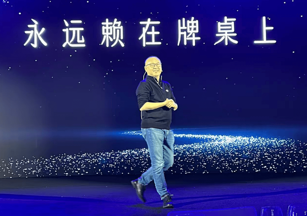 汽車人的愿望，永遠(yuǎn)賴在牌桌上