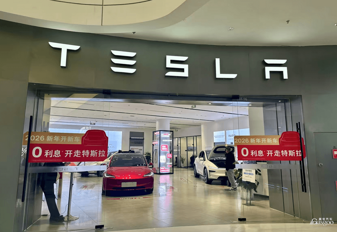 汽車人的愿望，永遠(yuǎn)賴在牌桌上