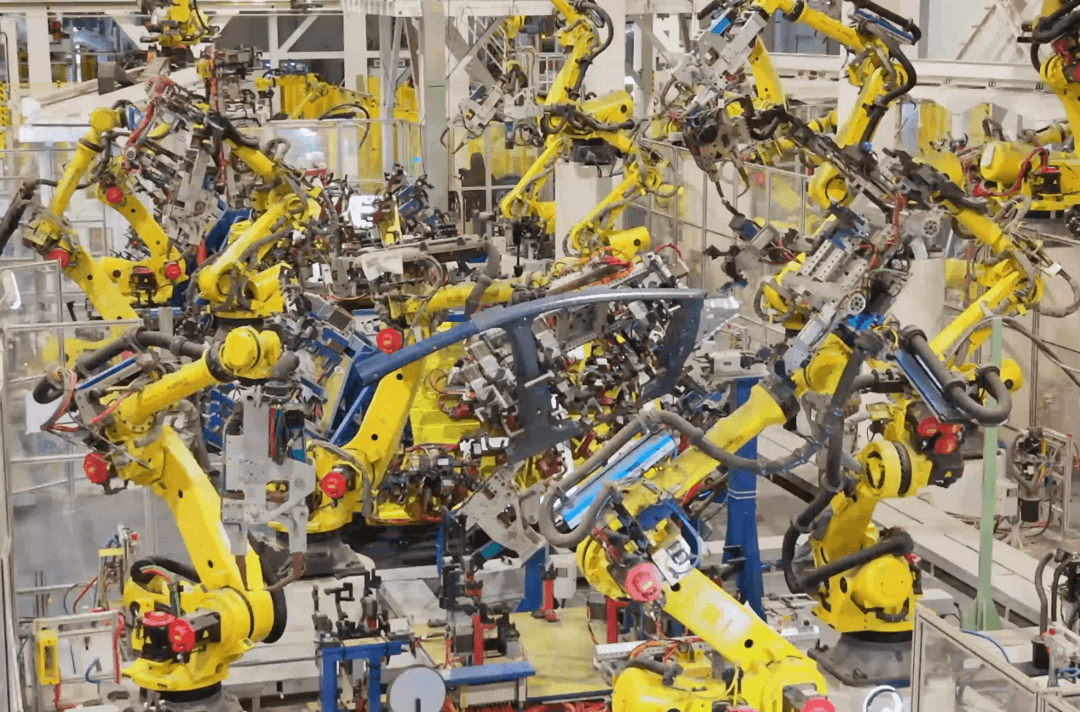 強鏈協(xié)同，智造升級——燕龍攜手海高與奧圖打造的機器人“智造天團”重新定義門環(huán)制造標(biāo)準(zhǔn)，實現(xiàn)效率與品質(zhì)雙優(yōu)！