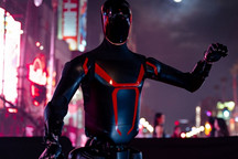 200亿资本倾斜，特斯拉能否破局智能出行与机器人新赛道？