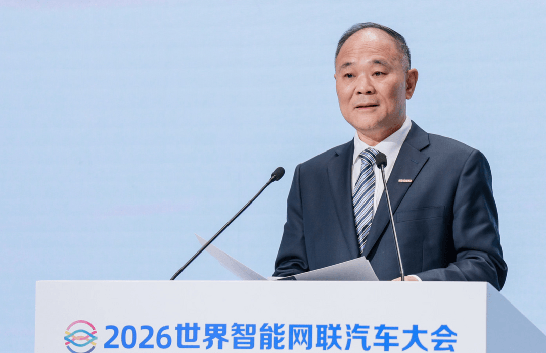 李书福：换电切忌重复建设，行业要协同减少无效投入