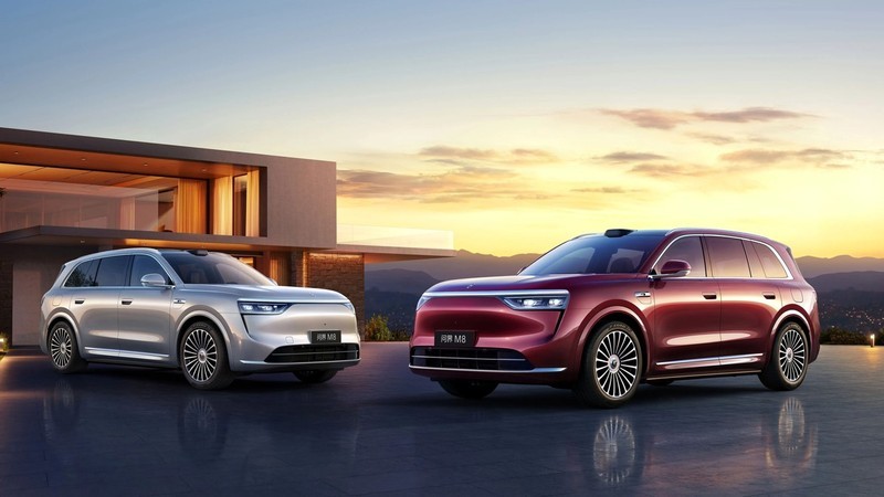 问界M8迎来重磅OTA升级 智能座舱、辅助驾驶深度优化-图1