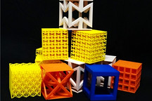 超材料研究助力设计更优质的植入物、机器人手和汽车保险杠