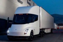 特斯拉Semi电动重卡量产规格公布