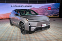 續(xù)航515km 豐田漢蘭達(dá)純電版首發(fā)亮相