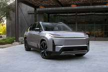 全新豐田純電漢蘭達(dá)首發(fā)亮相 七座布局/最高純電續(xù)航515km