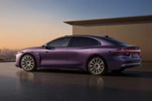 昊鉑A800開(kāi)啟盲訂選配 4款車(chē)型配置可選