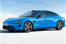 雷军：新一代SU7展车今天到店