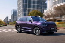 问界M8推出新春购车权益 下定可享4.3万元