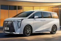 2026款传祺M8 HEV上市 售价21.98-23.98万元