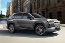 丰田威兰达新车上市 售价13.78-14.78万元