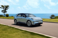 极狐汽车新年豪礼：至高补贴25000元，三款新能源车型引爆市场