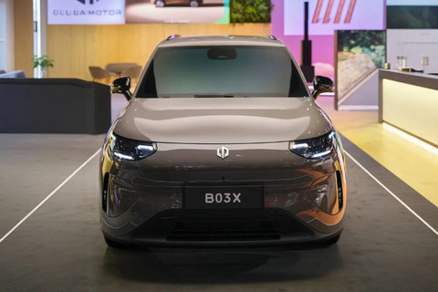 内饰越级、智驾拉满，零跑A10打响开年第一枪