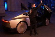 没有方向盘的特斯拉，连充电都要“隔空”赌一把？