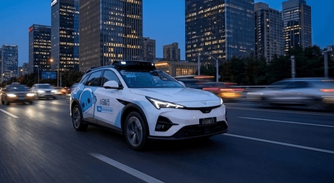 没有方向盘的特斯拉，连充电都要“隔空”赌一把？