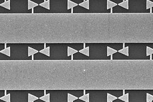 利用量子點 芝加哥大學(xué)發(fā)現(xiàn)更好的產(chǎn)生紅外光的方法