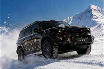 预计北京车展发布 吉利银河战舰官方谍照