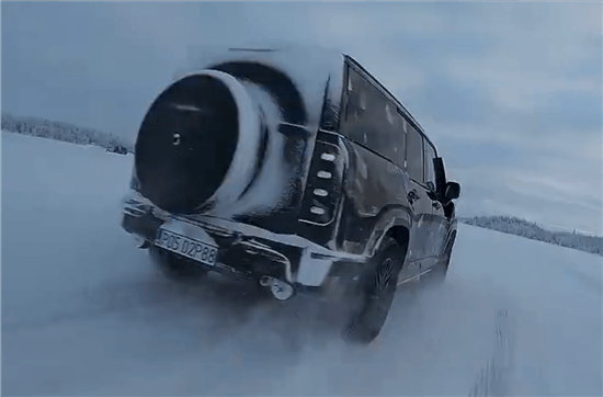 预计北京车展发布 吉利银河战舰官方谍照