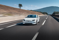 特斯拉在歐洲，又雄起了？