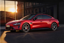 雷军：3月4日起 小米新一代SU7实车陆续进店