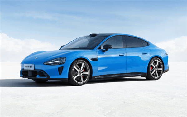 雷军:3月4日起 小米新一代SU7实车陆续进店