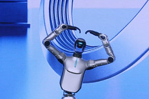 荣耀首款具身智能人形机器人正式亮相