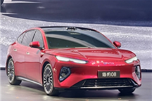 二代刀片电池、后轮转向上车！比亚迪海豹08全球首秀