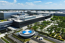 销量跌回“十年前”，豪华车集体换帅谋变