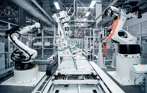 小鹏汇天陆地航母飞行器批量试产下线