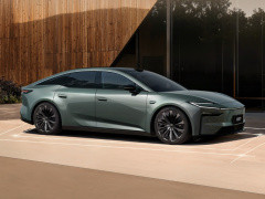 廣汽豐田鉑智7預(yù)售開啟，華為DriveONE電驅(qū)加持，智能座艙亮點(diǎn)多