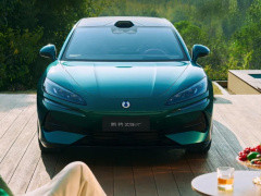 比亞迪騰勢(shì)Z9GT震撼上市：1036公里純電續(xù)航，5分鐘閃充70%！